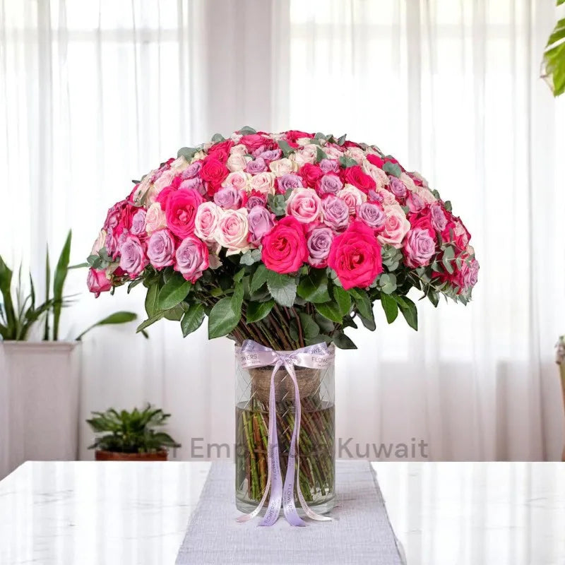 200 Mixed Roses Vase