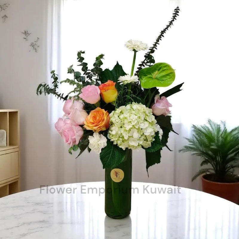 Elegant Mix Flowers Vase