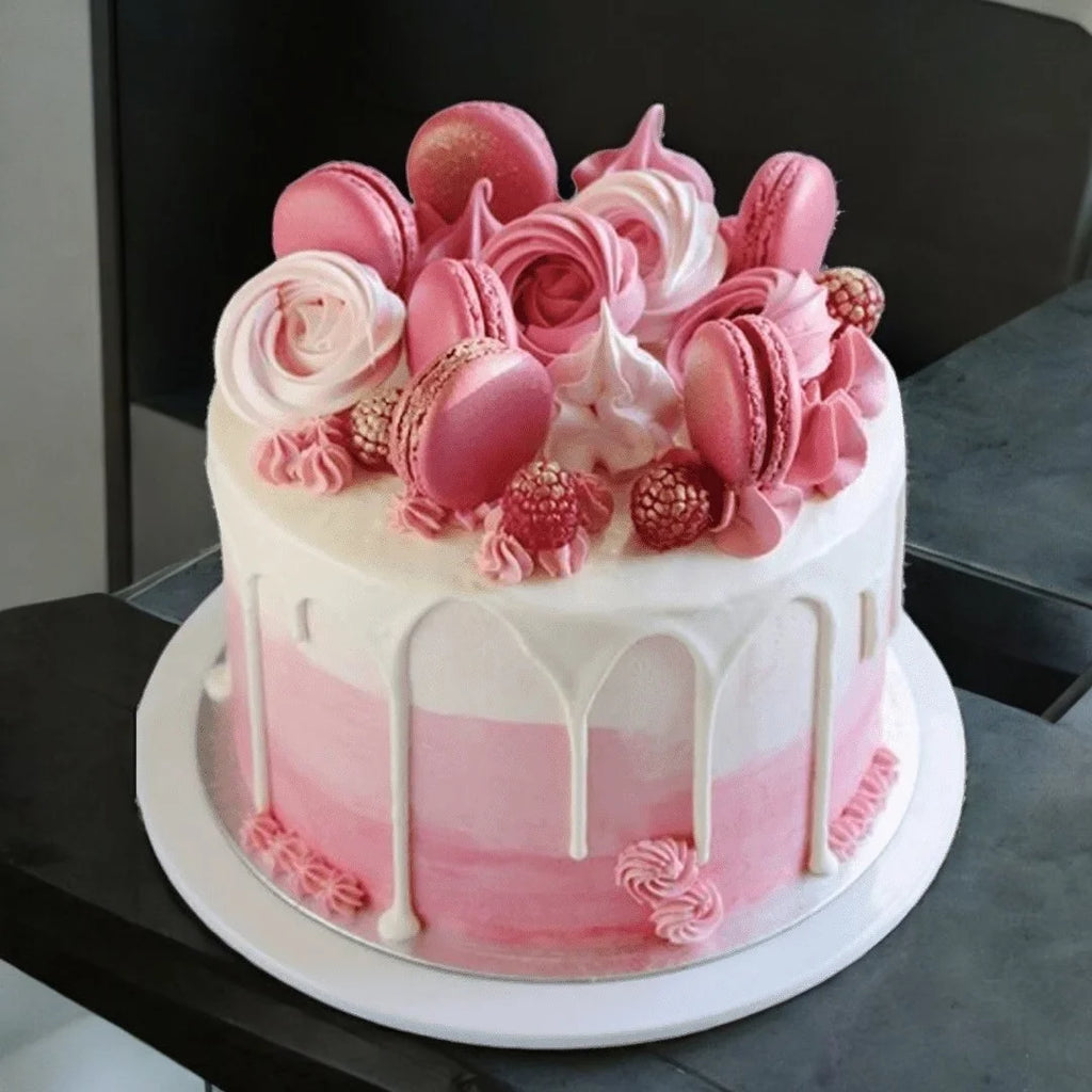 Macarons cake